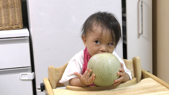 Baby!! This is not a melonpan.
